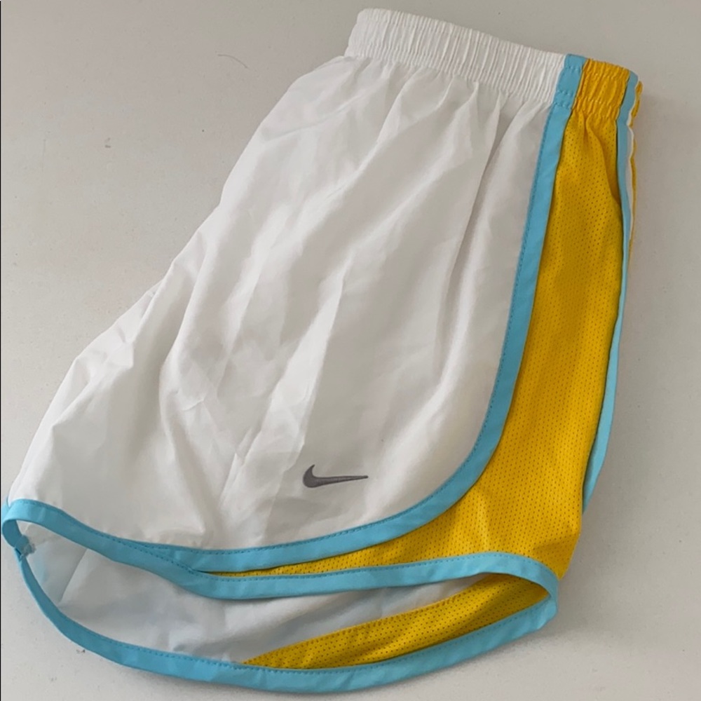 Nike Tempo Shorts - excellent condition!